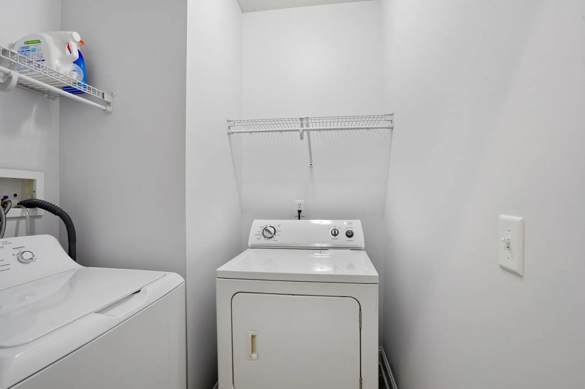 6 Appleton Way Amherst NH 03031