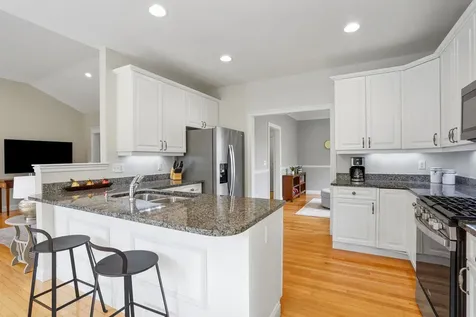 6 Appleton Way Amherst NH 03031