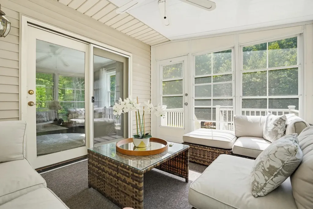 73 Jenkins Road Bedford NH 03110