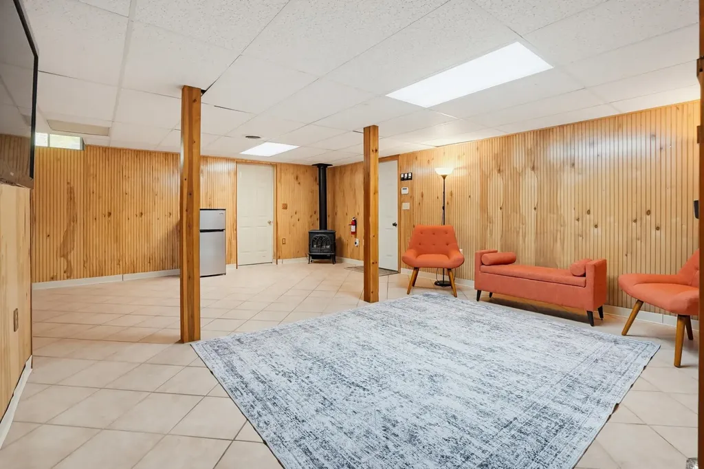 73 Jenkins Road Bedford NH 03110