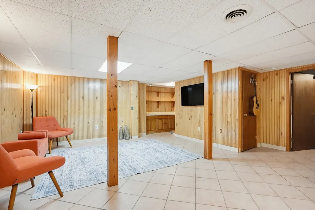 73 Jenkins Road Bedford NH 03110