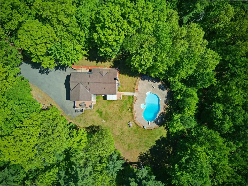 73 Jenkins Road Bedford NH 03110