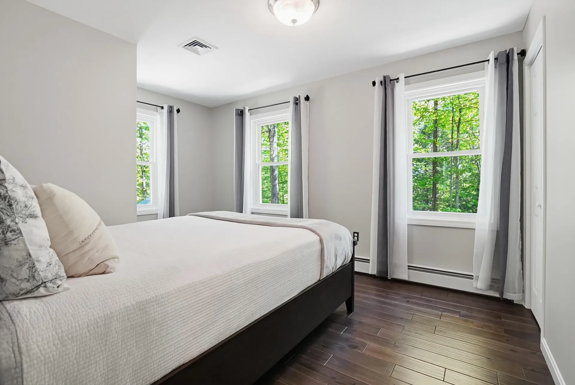 73 Jenkins Road Bedford NH 03110