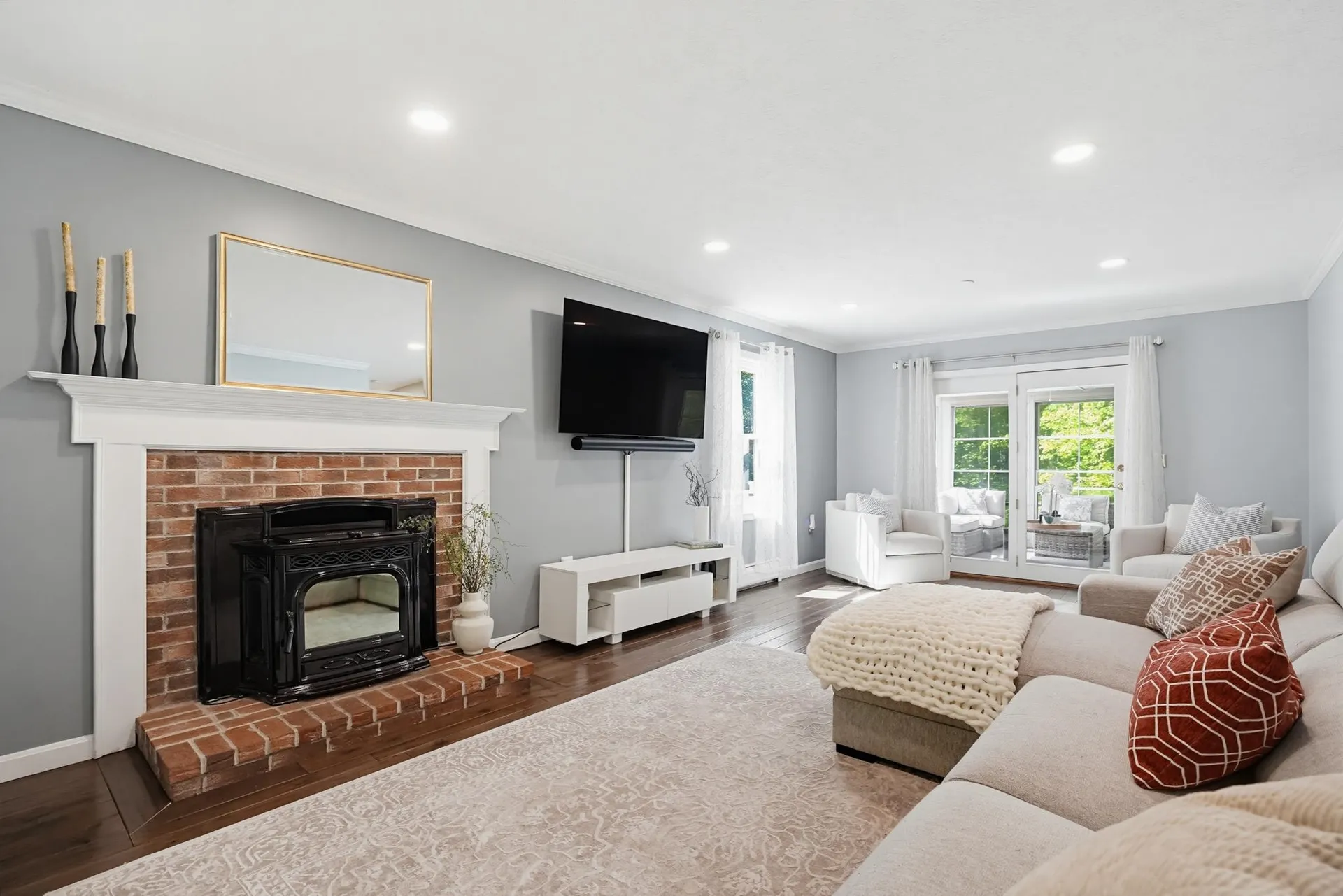 73 Jenkins Road Bedford NH 03110