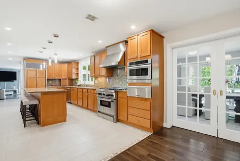 73 Jenkins Road Bedford NH 03110
