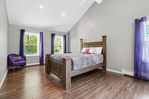 73 Jenkins Road Bedford NH 03110