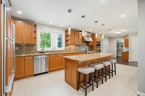 73 Jenkins Road Bedford NH 03110