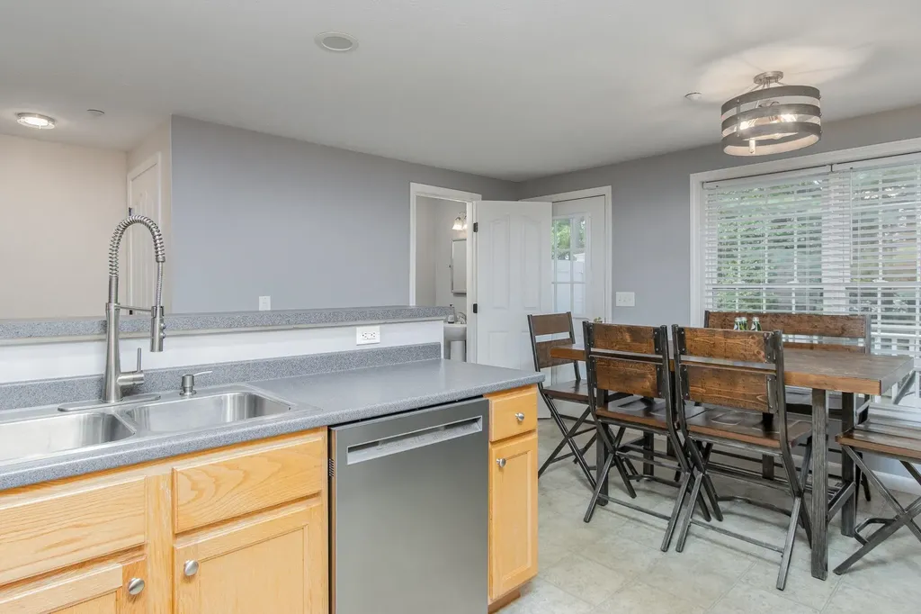 1 Peach Street Concord NH 03301