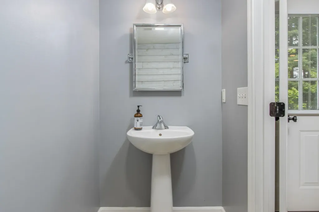 1 Peach Street Concord NH 03301
