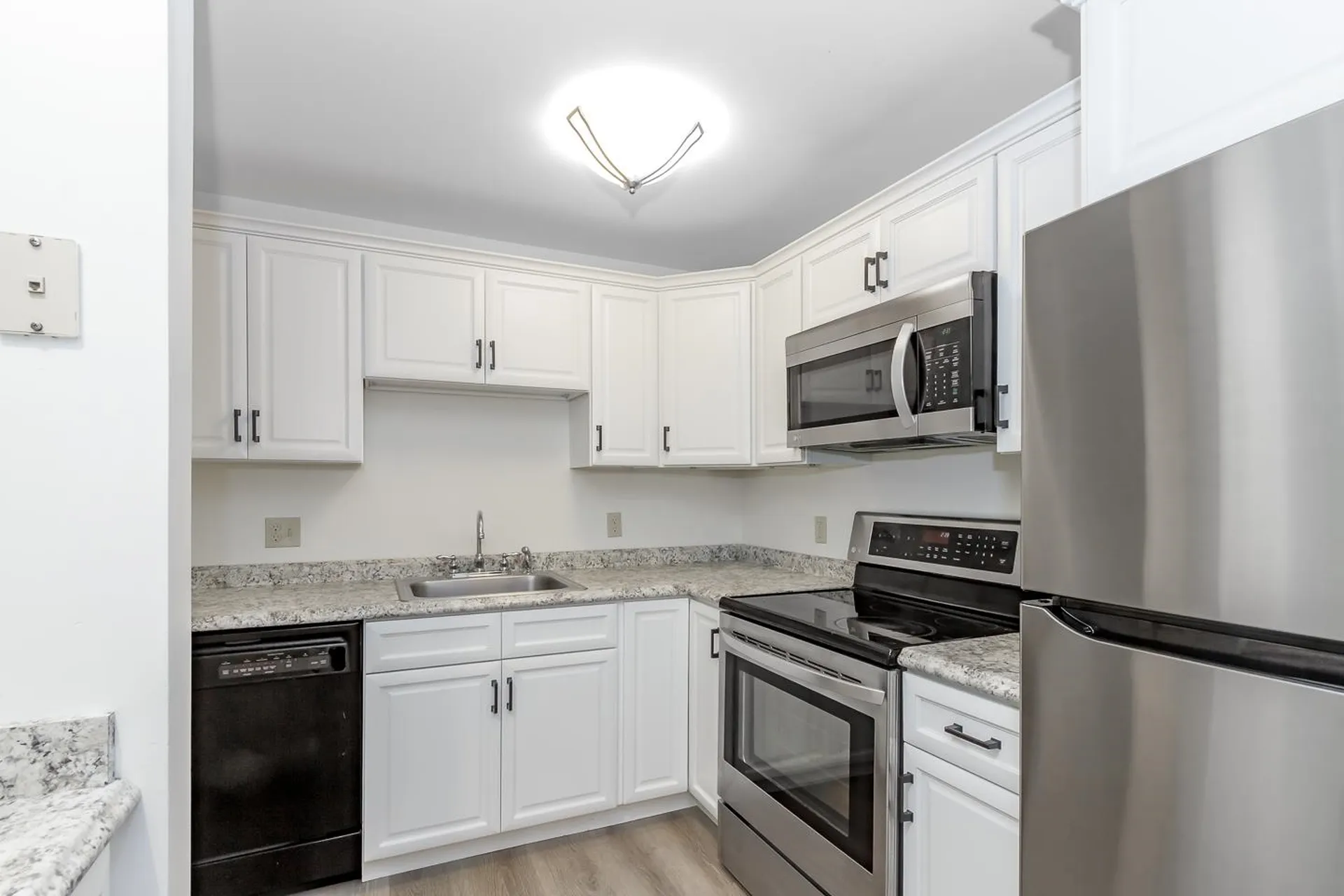 3 Timberwood Drive Goffstown NH 03045