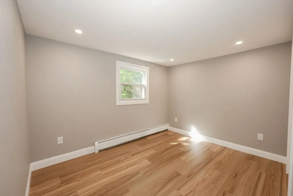 45 Lane Road Raymond NH 03077