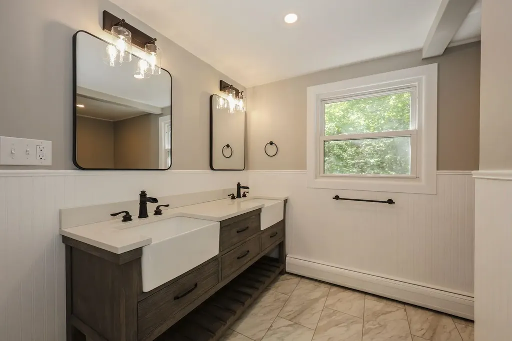 45 Lane Road Raymond NH 03077