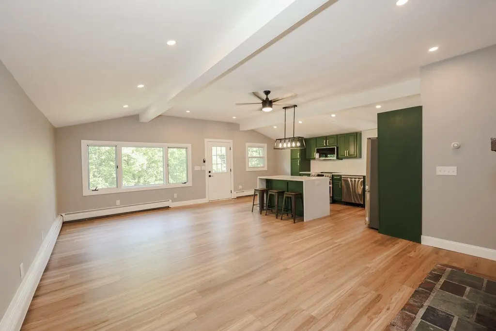 45 Lane Road Raymond NH 03077