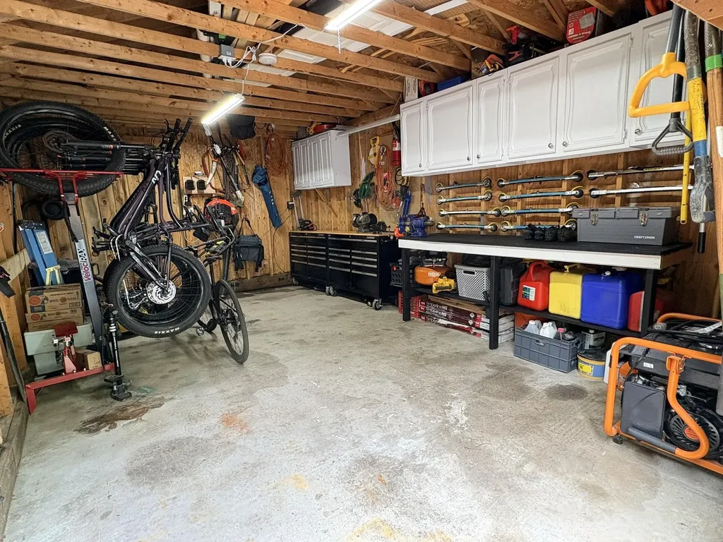 143 Seven Pines Road Holderness NH 03245
