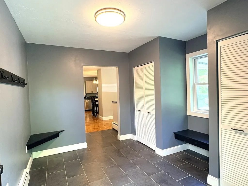 143 Seven Pines Road Holderness NH 03245