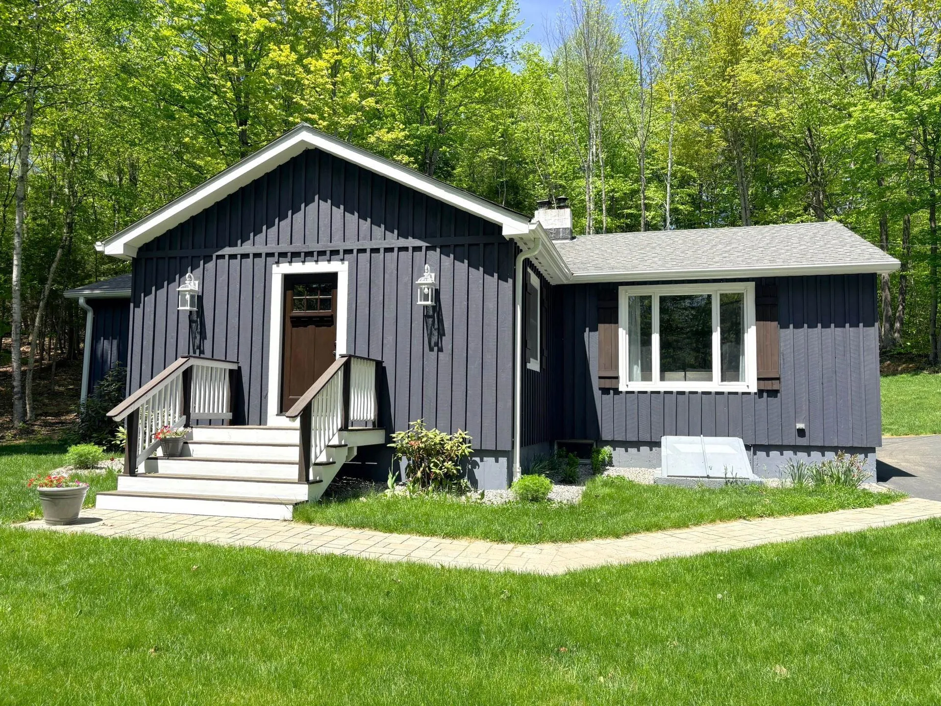 143 Seven Pines Road Holderness NH 03245