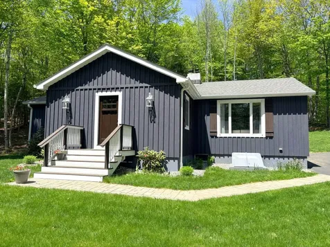 143 Seven Pines Road Holderness NH 03245