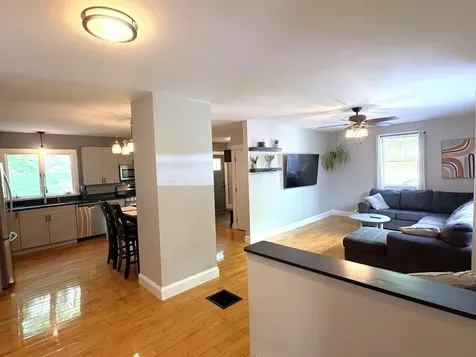 143 Seven Pines Road Holderness NH 03245