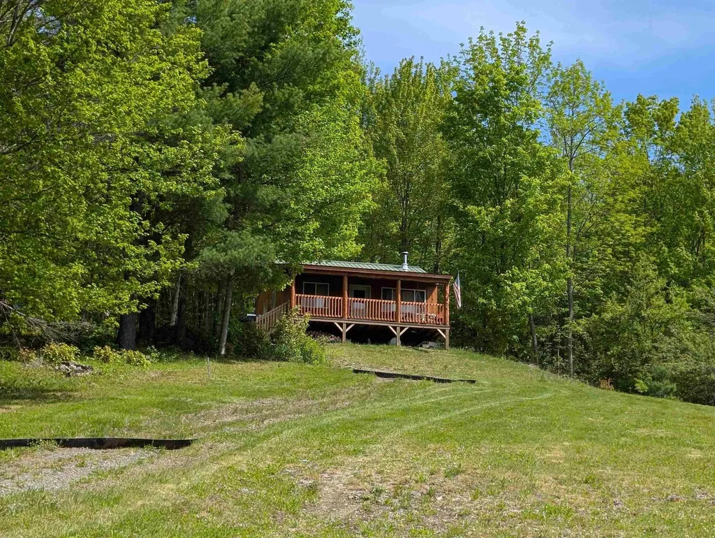 320 Hunt Mountain Road Monroe NH 03771