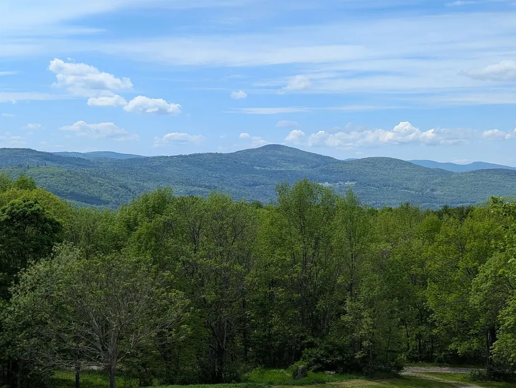 320 Hunt Mountain Road Monroe NH 03771