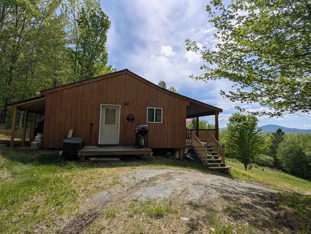 320 Hunt Mountain Road Monroe NH 03771