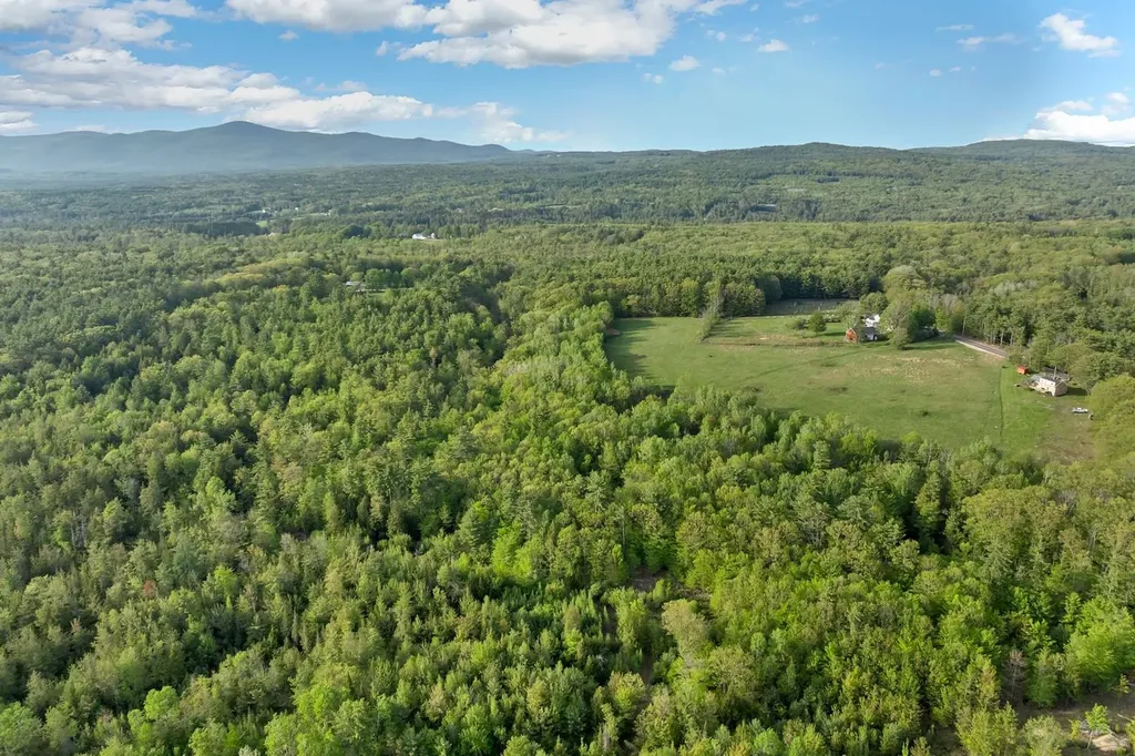 580 C Pine Hill Road Wolfeboro NH 03894