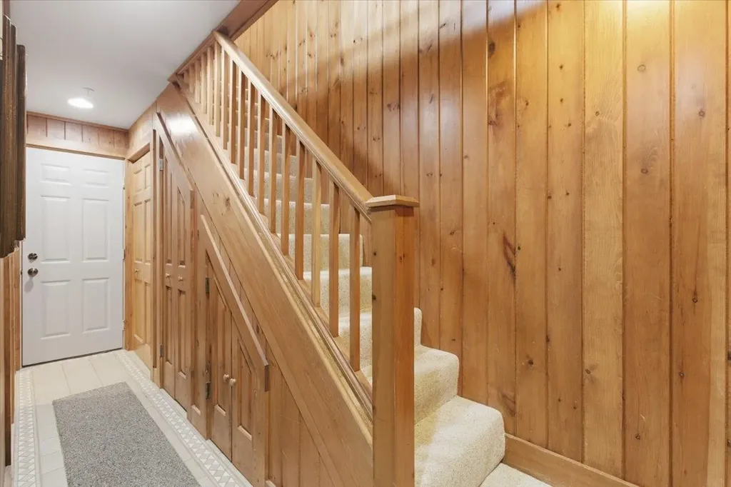 95 Birches Way Peru VT 05152