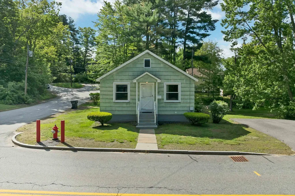 51 Morrill Street Laconia NH 03246