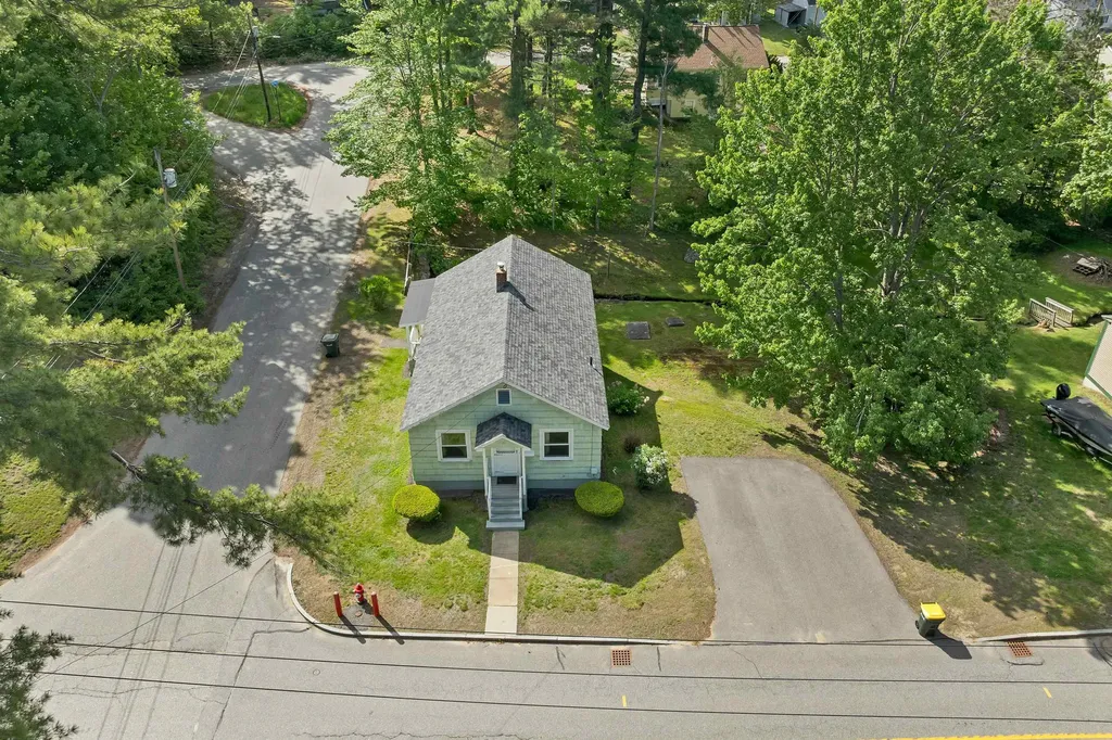 51 Morrill Street Laconia NH 03246