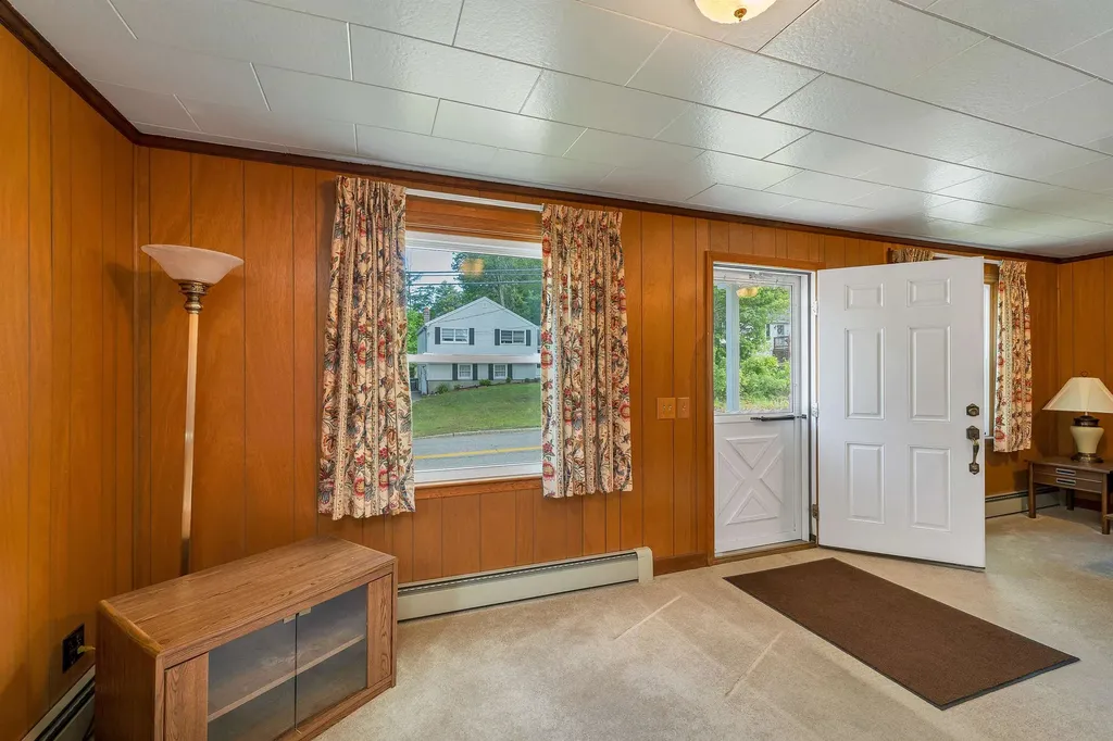 51 Morrill Street Laconia NH 03246