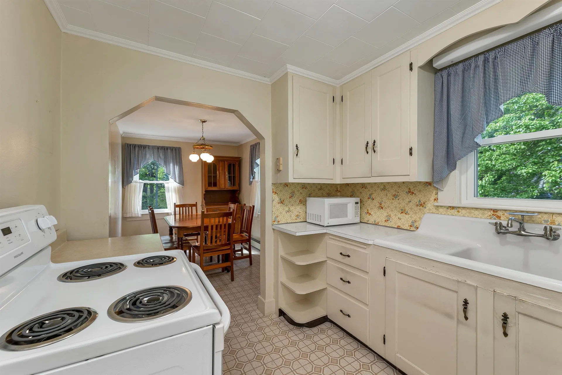 51 Morrill Street Laconia NH 03246