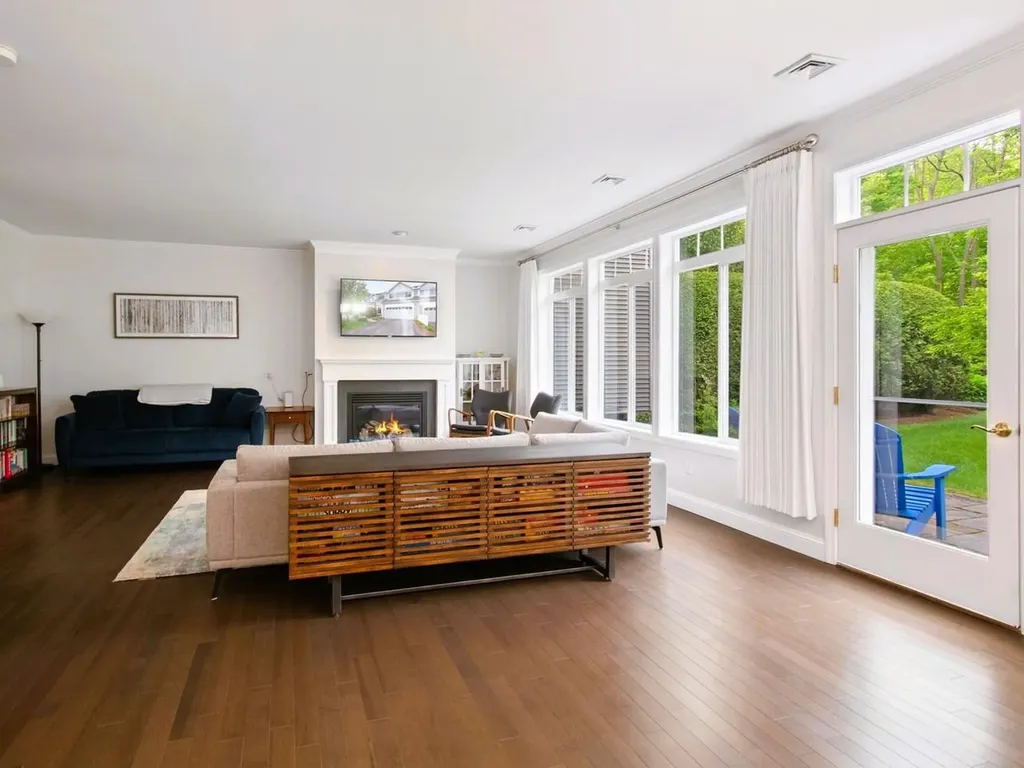 21 Mockingbird Lane South Burlington VT 05403