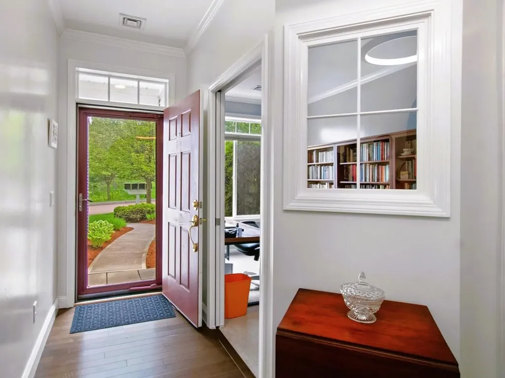 21 Mockingbird Lane South Burlington VT 05403