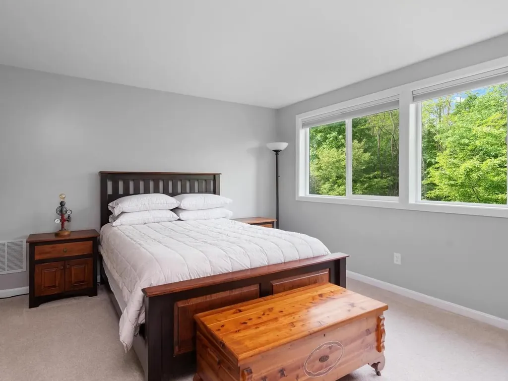 21 Mockingbird Lane South Burlington VT 05403