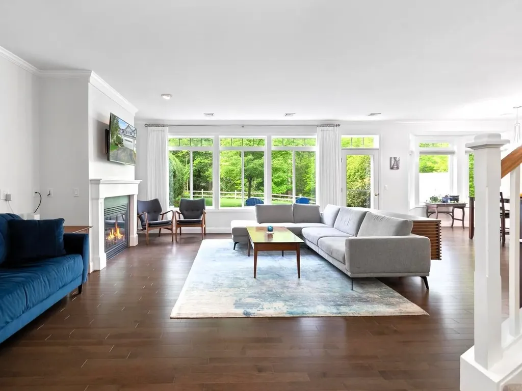 21 Mockingbird Lane South Burlington VT 05403