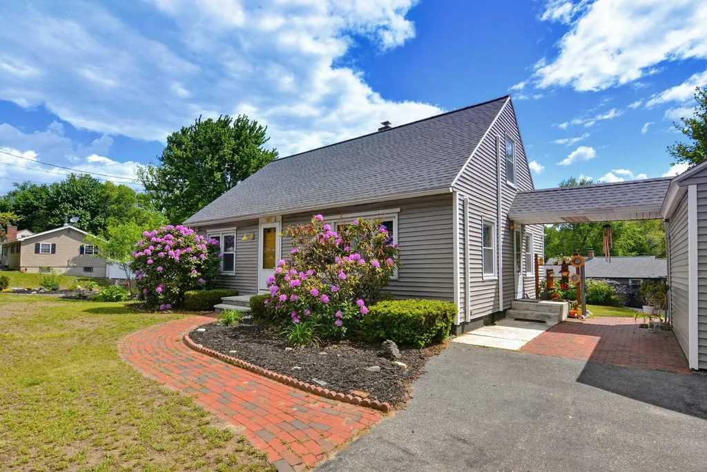 367 Mammoth Road Manchester NH 03109