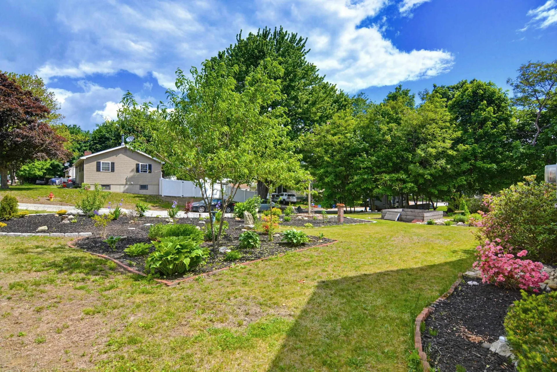 367 Mammoth Road Manchester NH 03109