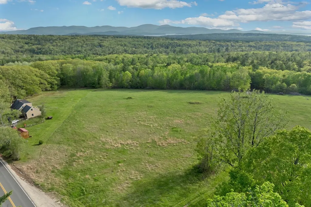 580 A Pine Hill Road Wolfeboro NH 03894