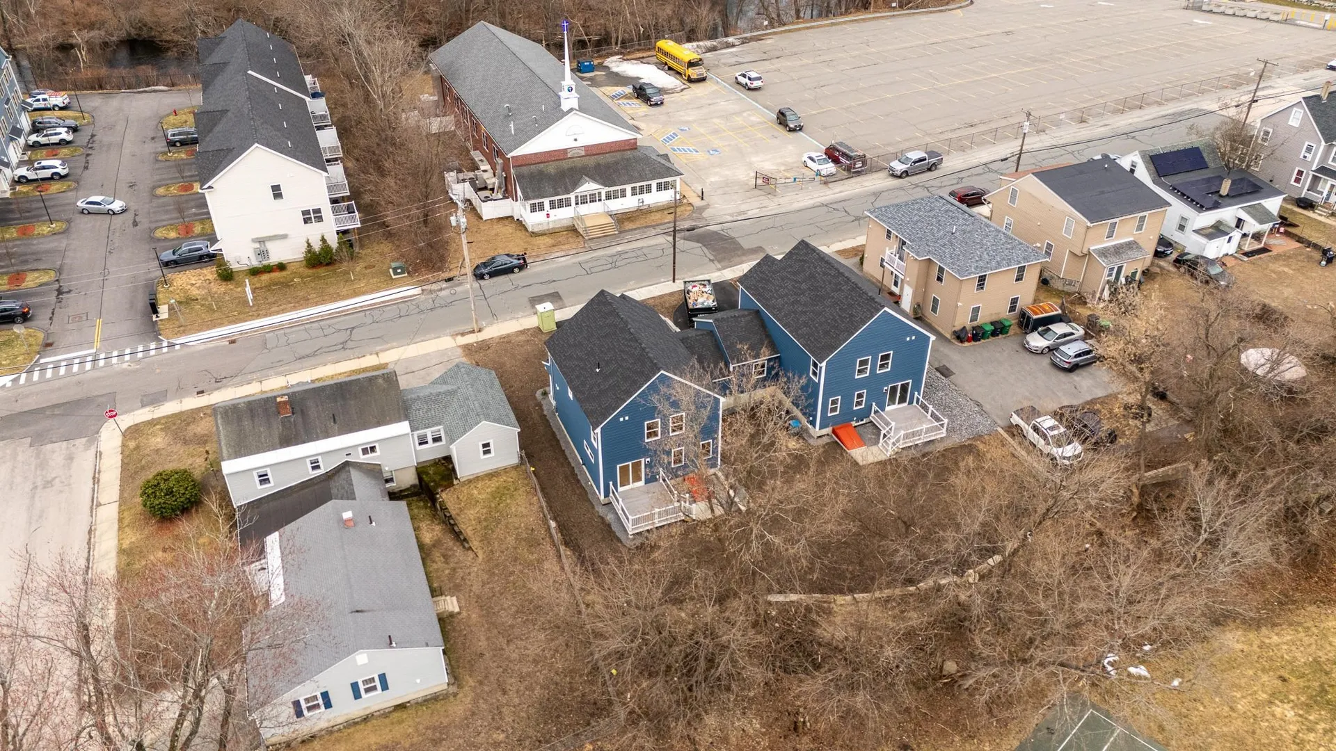 106 Lock Street Nashua NH 03064