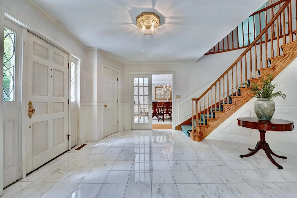 4 Cullen Bay Road Dover NH 03820