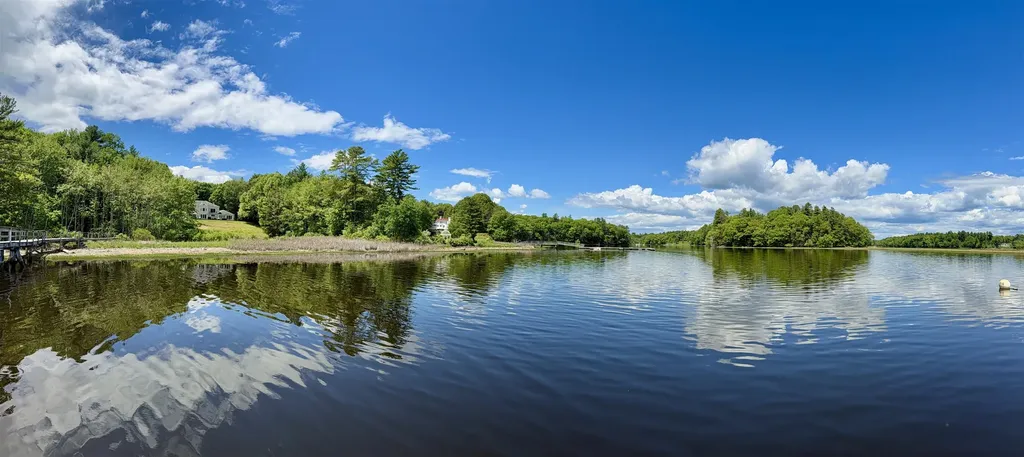 4 Cullen Bay Road Dover NH 03820