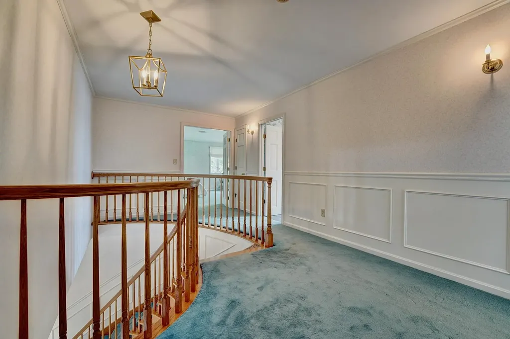 4 Cullen Bay Road Dover NH 03820