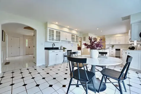 4 Cullen Bay Road Dover NH 03820
