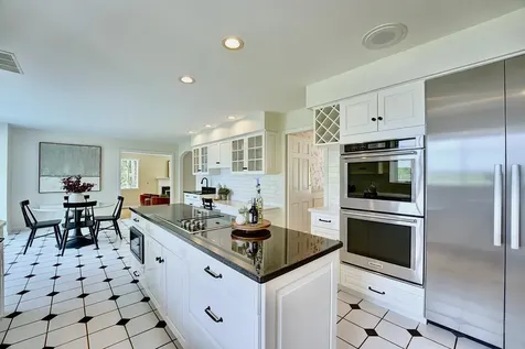 4 Cullen Bay Road Dover NH 03820