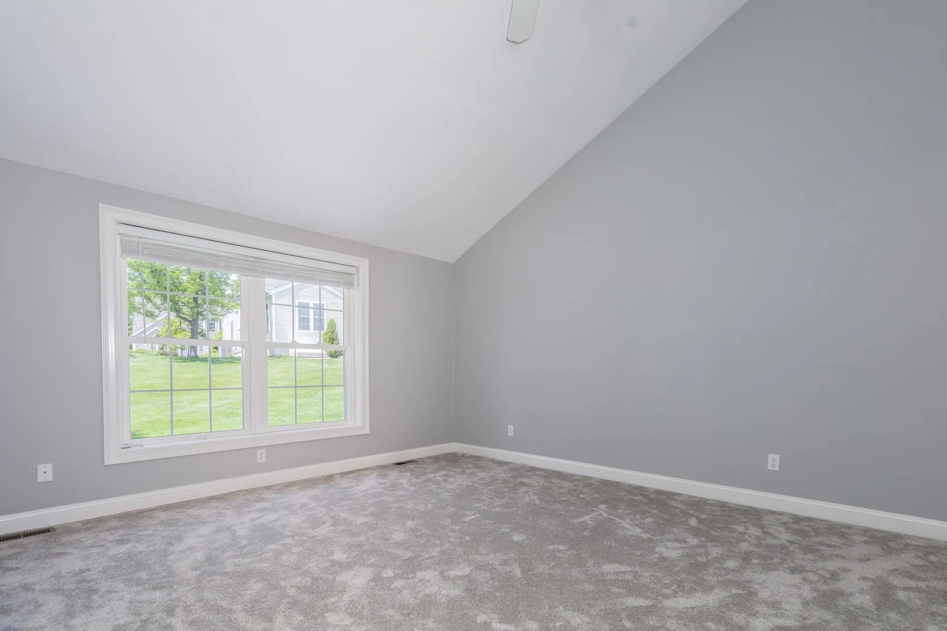 38 Hampton Meadow Hampton NH 03842