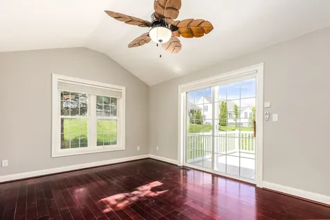 38 Hampton Meadow Hampton NH 03842