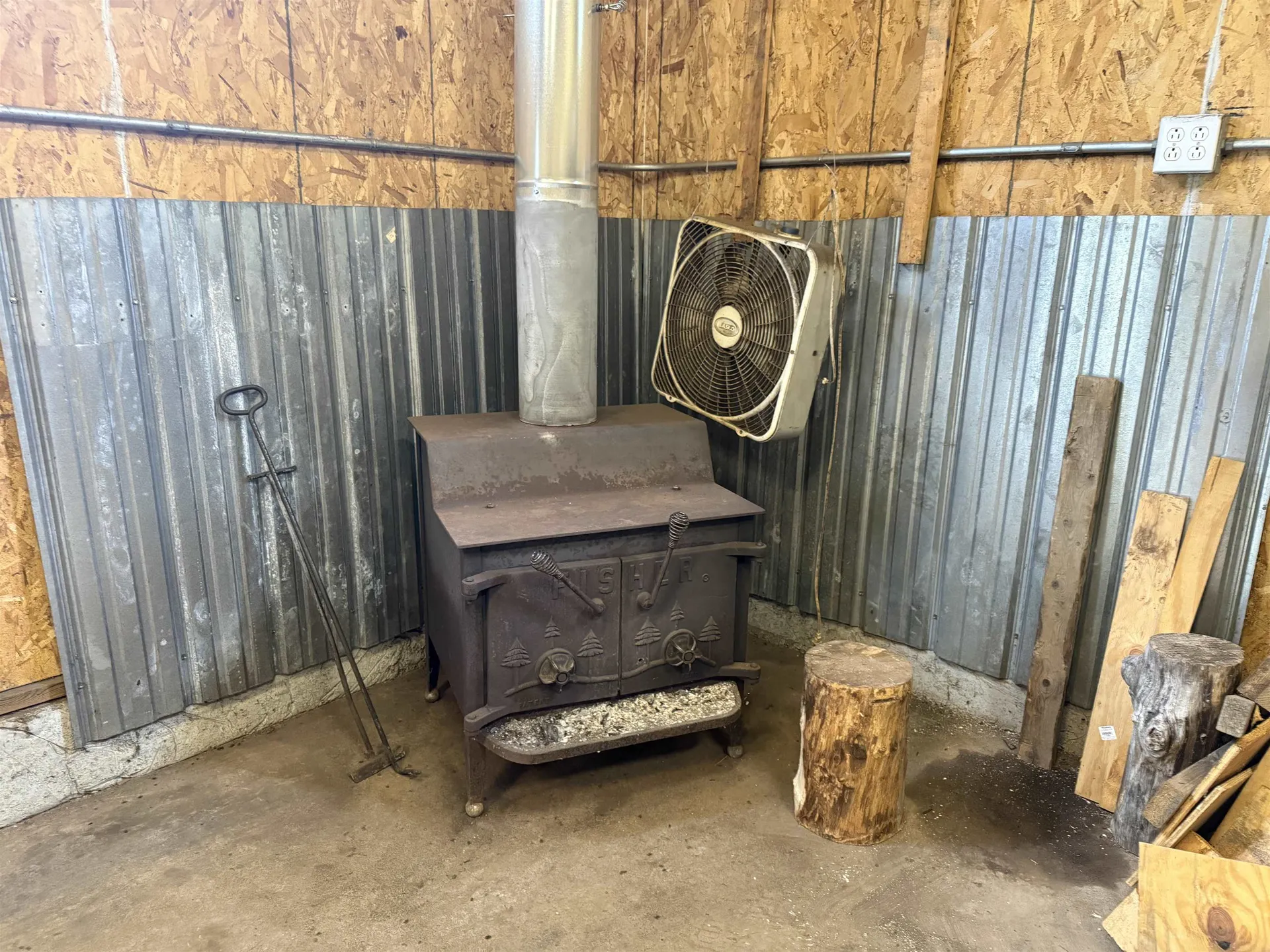 142 Page Hill Road Lancaster NH 03584