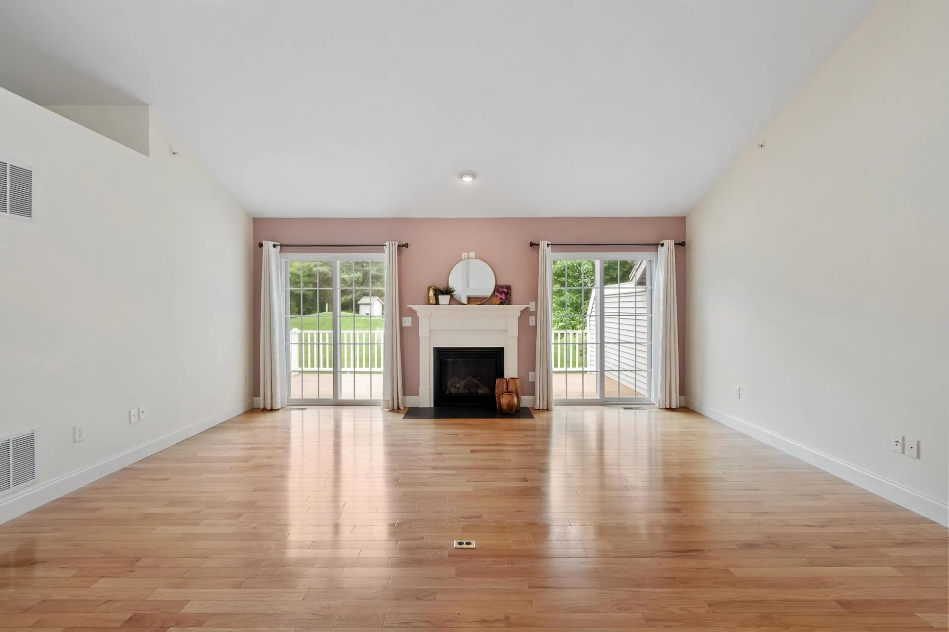 4 Guernsey Drive Atkinson NH 03811