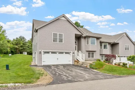 4 Guernsey Drive Atkinson NH 03811
