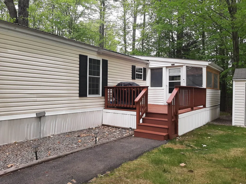 246 Mountainvale Drive Conway NH 03813